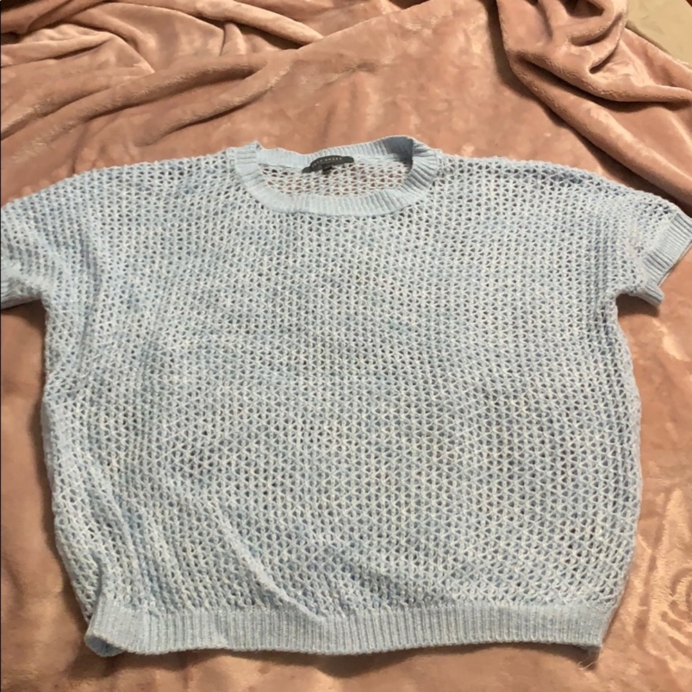Short sleeve knit top